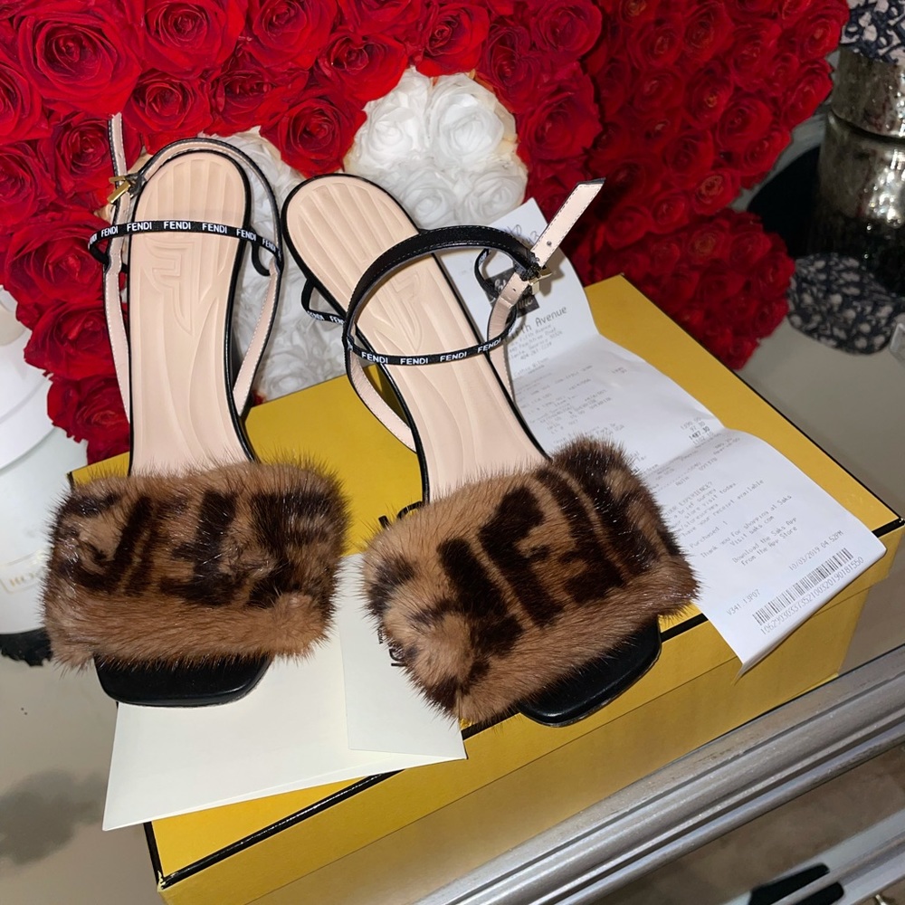 Fendi fur heels MINT CONDITION